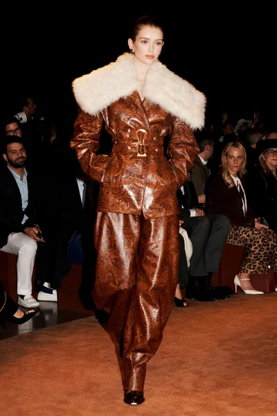 Look 6